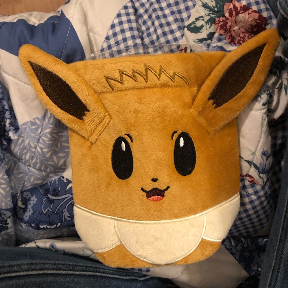 Pokémon Eevee plush drawstring accessory pouch